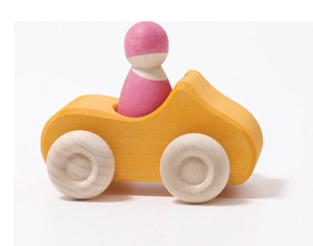 Mașinuța galbenă cu spiriduș